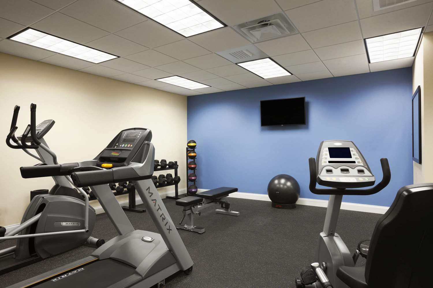 Sleep Inn & Suites Altoona North 15/25