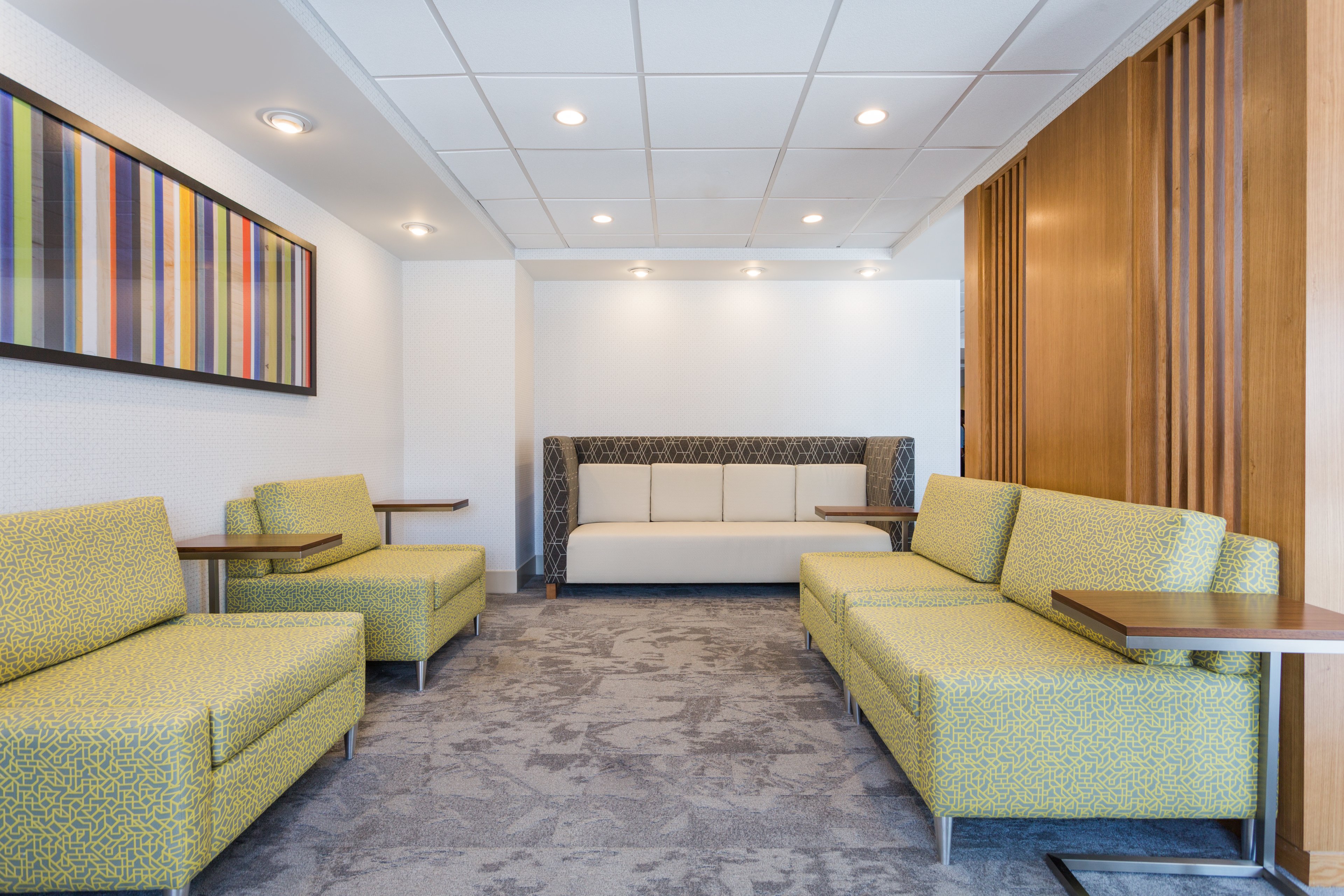 Holiday Inn Express Lorton 16/22