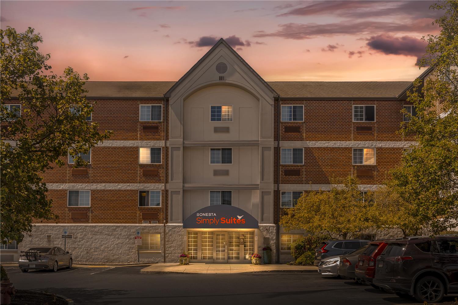 Sonesta Simply Suites Boston Burlington 2/41