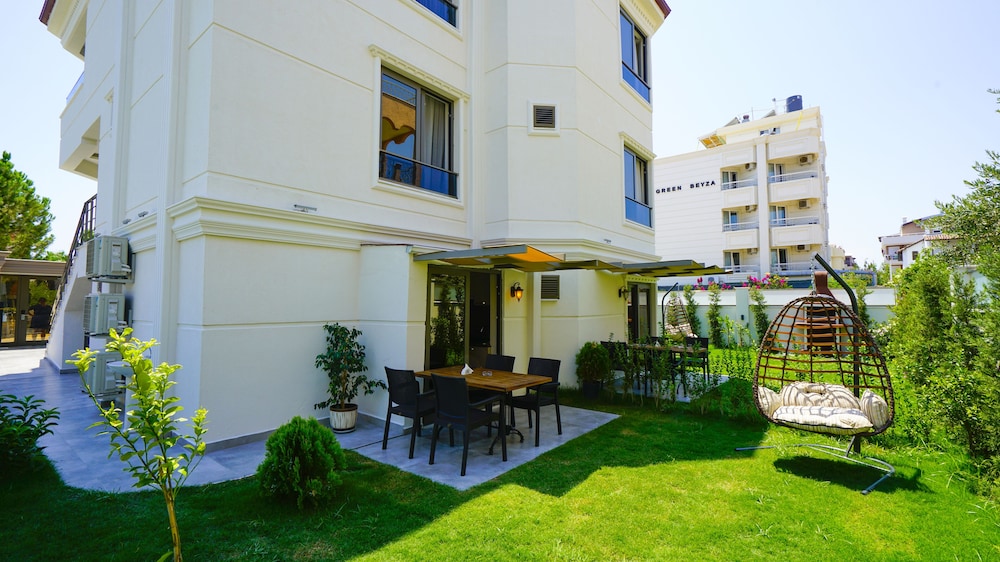 Green Beyza Suites 37/39