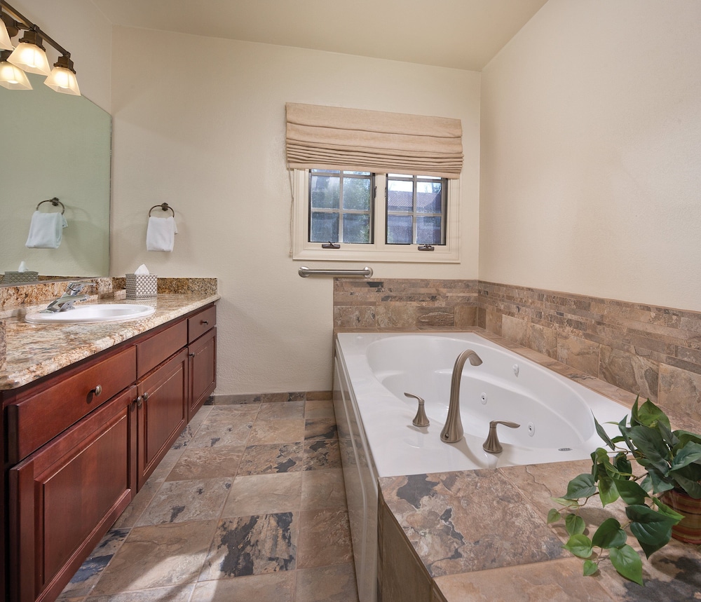WorldMark Clear Lake 14/65