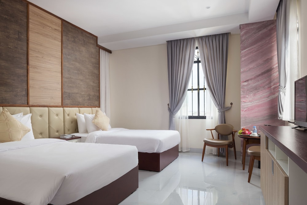 LCS Hotel & Apartment 22/64