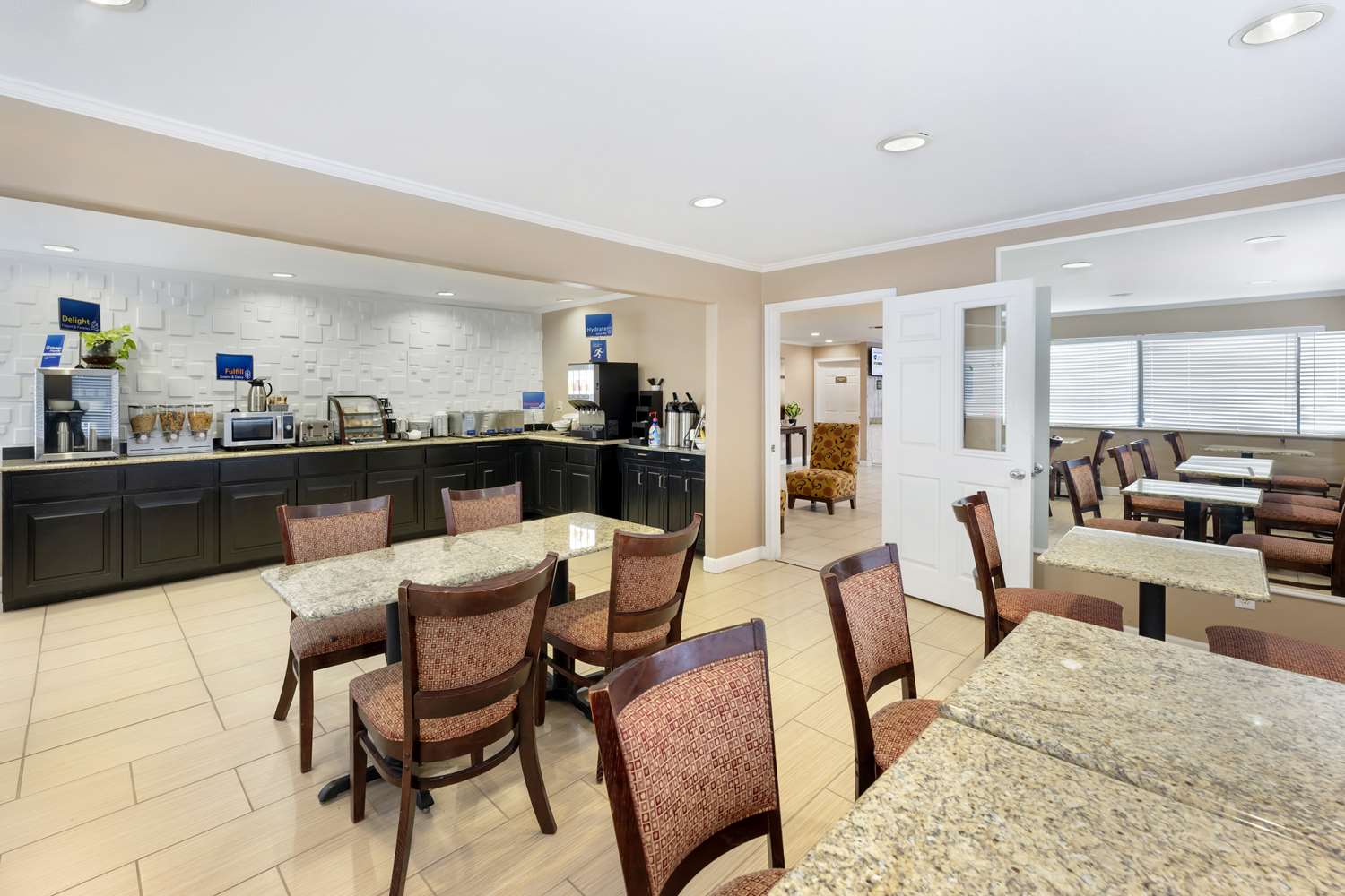 Best Western Snyder Inn 17/26