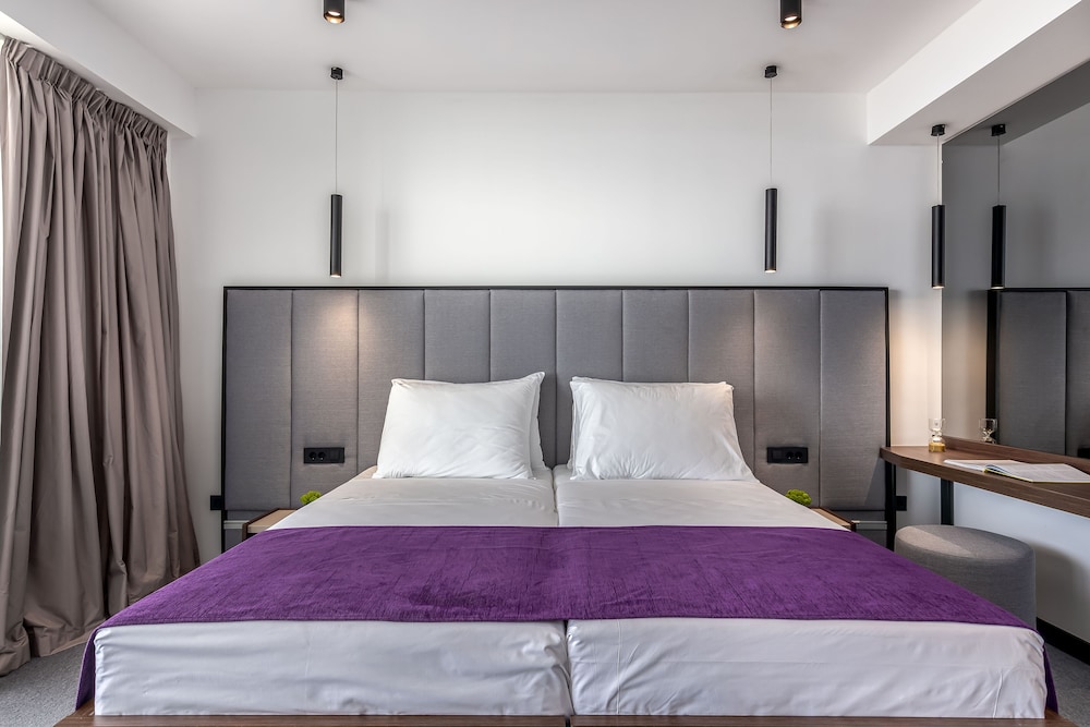 Hotel Ad Turres 24/65