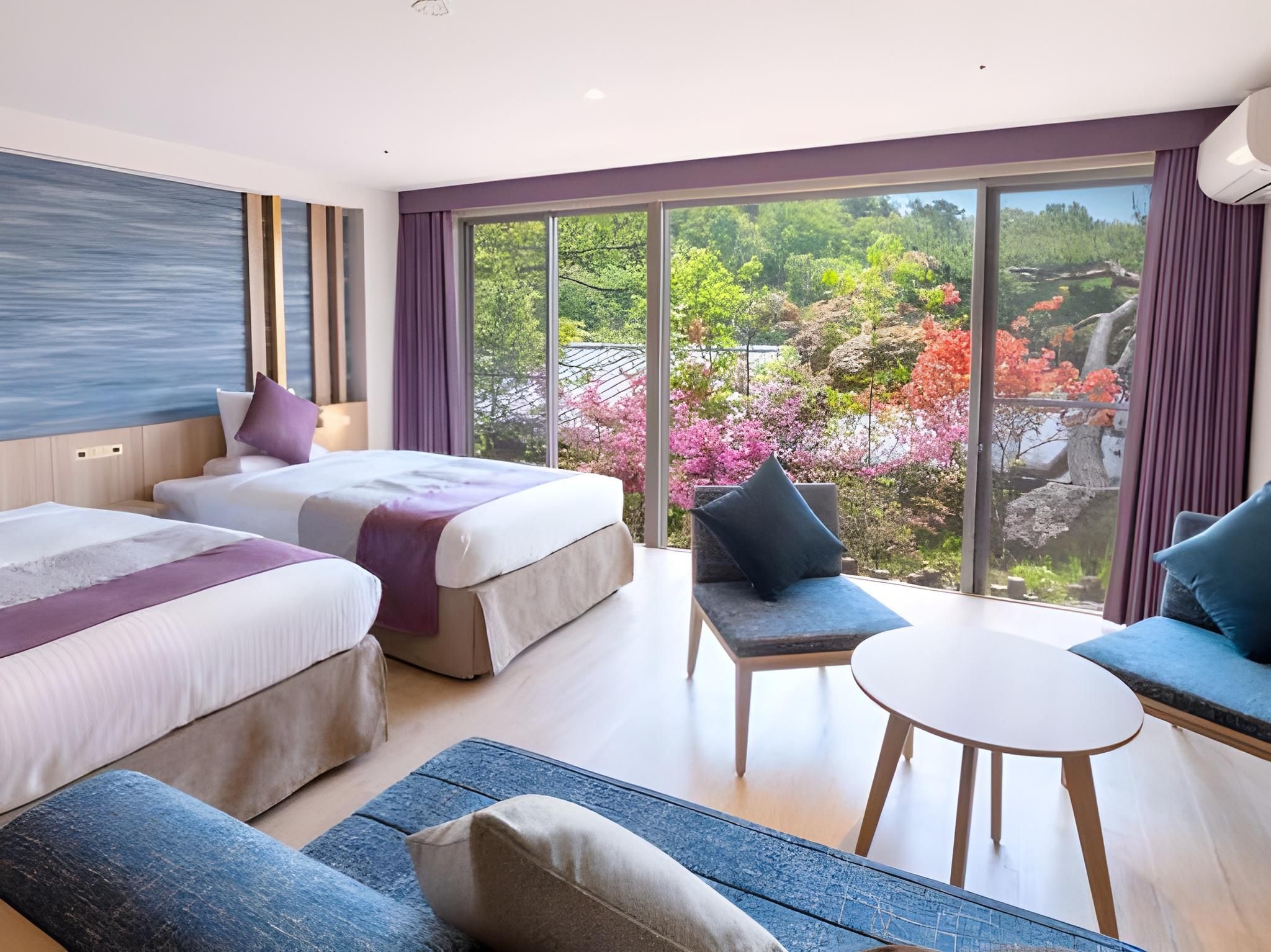Semi Room, 2 Semi Double Beds, Sky Floor