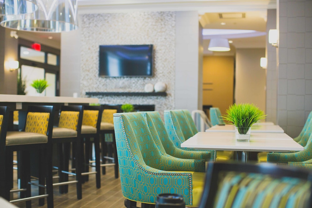 Hampton Inn Suites By Hilton Bolton On Canada 45/46