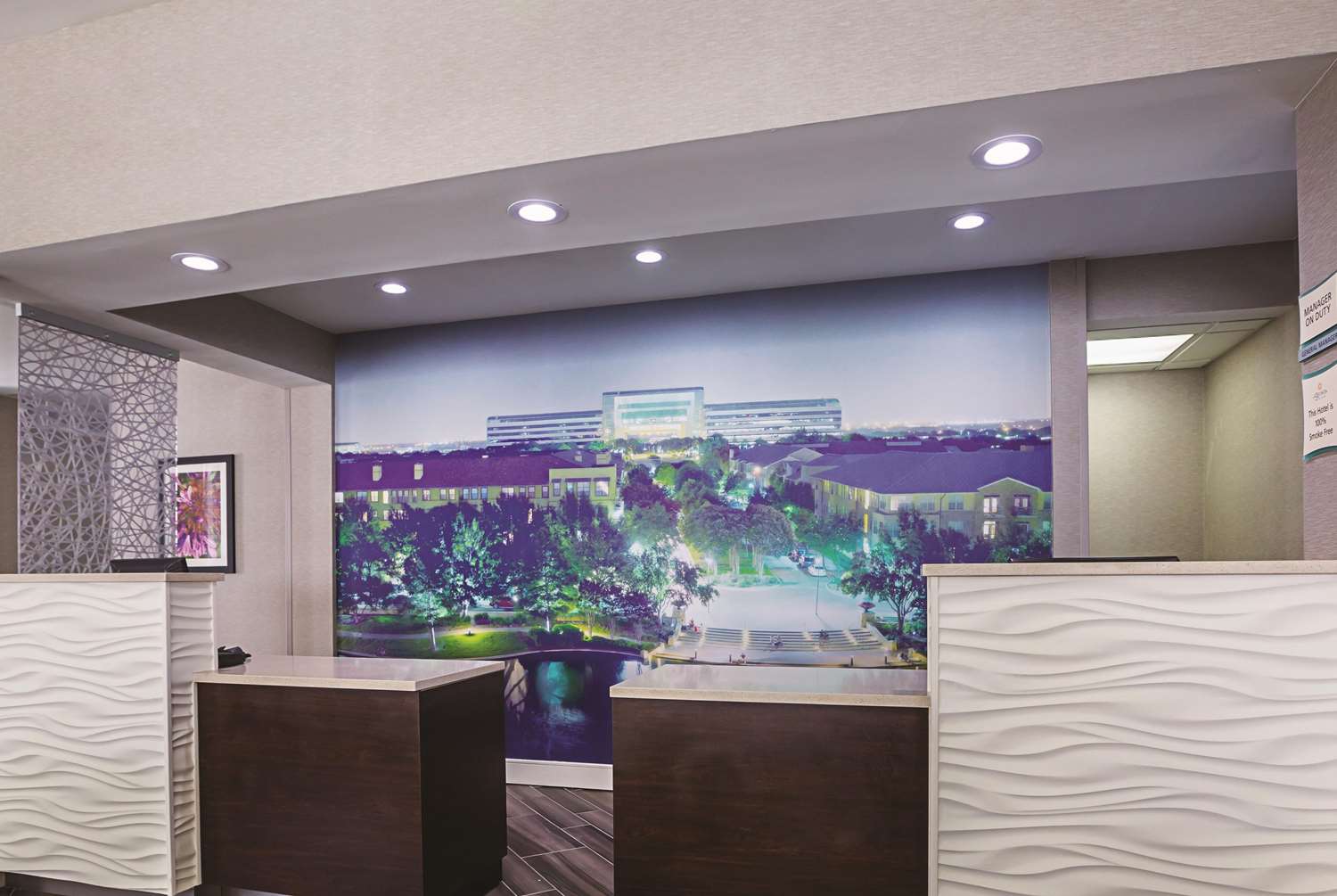 La Quinta Inn Suites By Wyndham Dallas Plano West 9/45