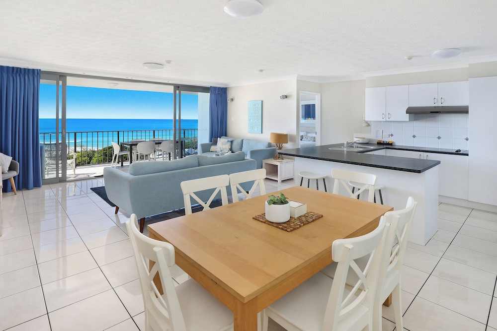 MAJORCA ISLE BEACHSIDE RESORT 38/56