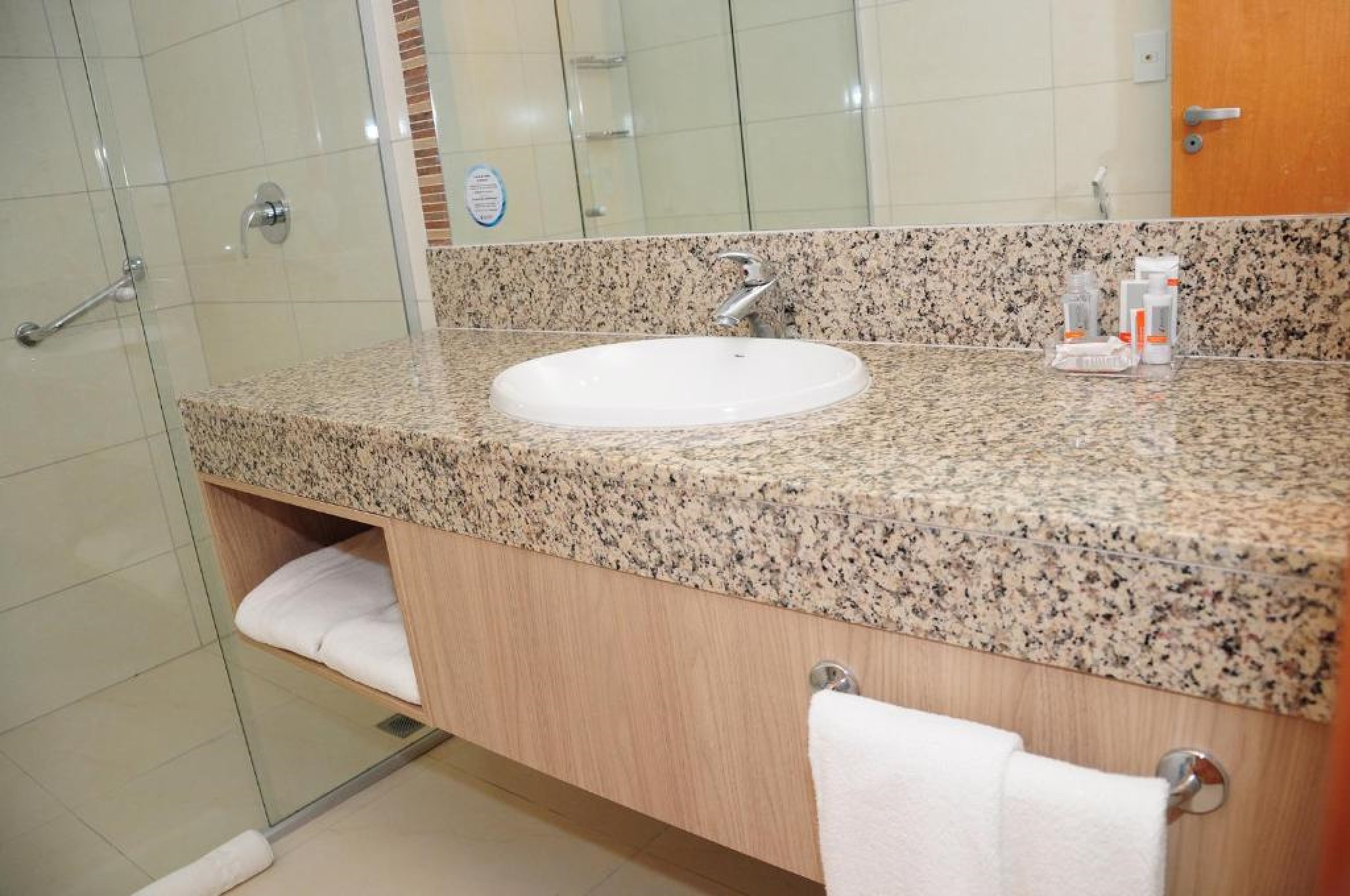 Superior, Luxury, Twin Beds
