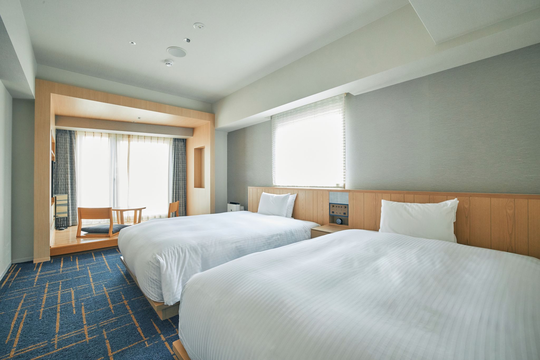 Room, Twin Beds, Riverside