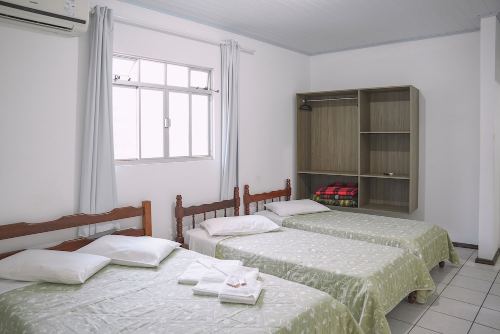 1 BEDROOM, APARTMENT