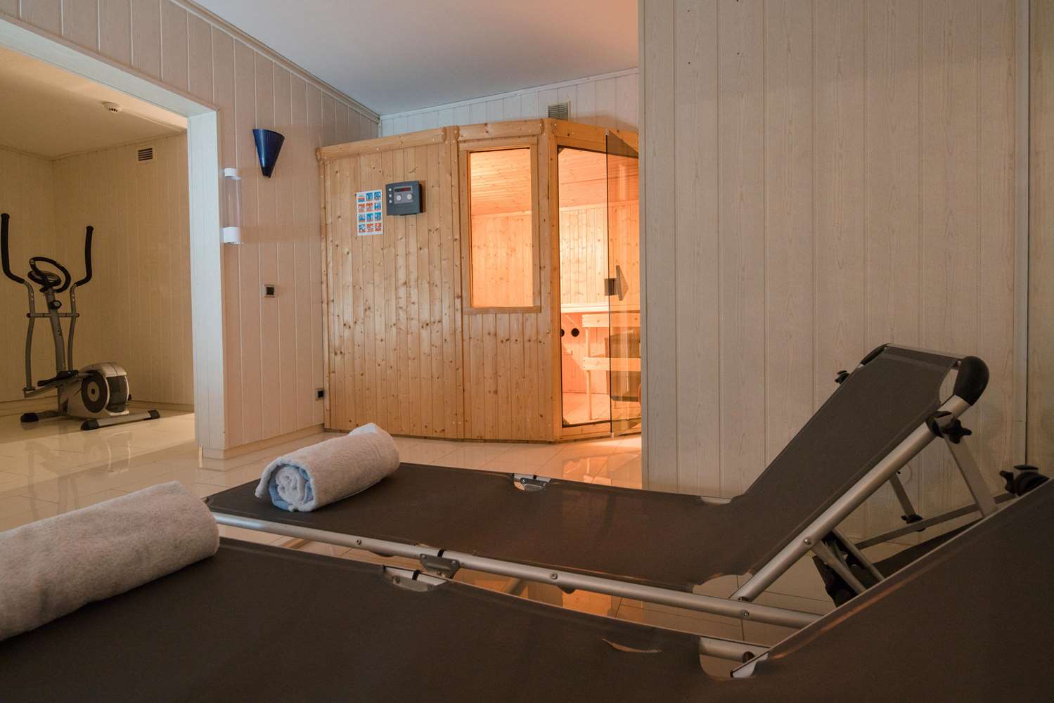 Smart Hotel Voesendorf 43/66