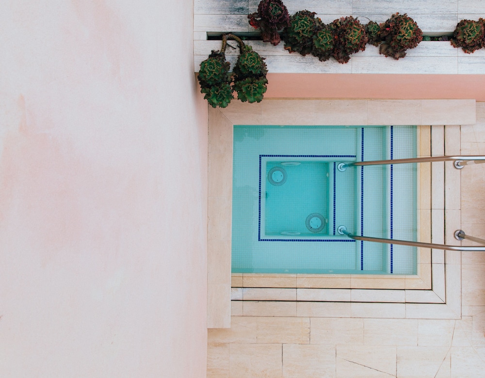 Hotel Bel Air 36/93