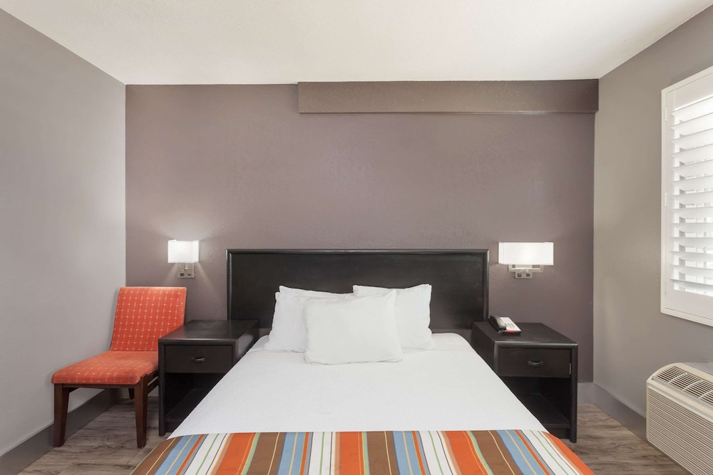 Studio6 Suites San Ysidro, CA – San Diego South Bay 21/51
