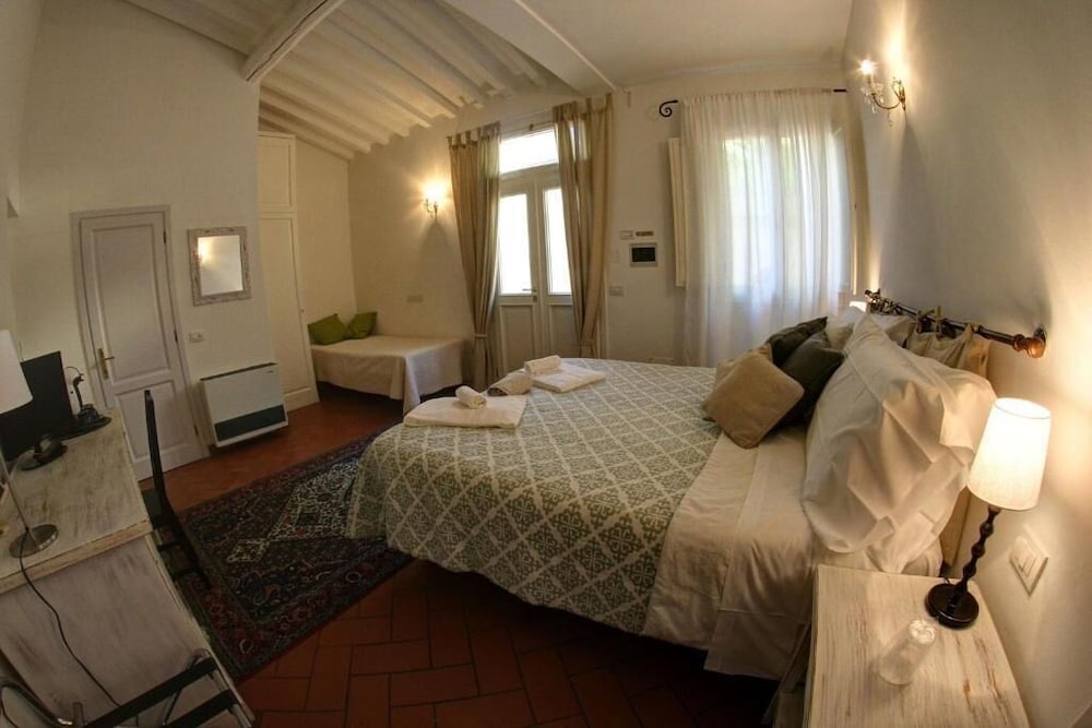 Franchi Residence 28/50