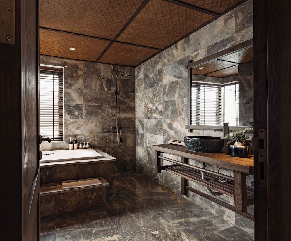 Ville De Mont Mountain Resort 25/50