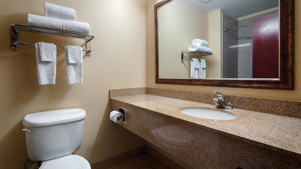 Best Western Plus Katy Inn & Suites 8/27