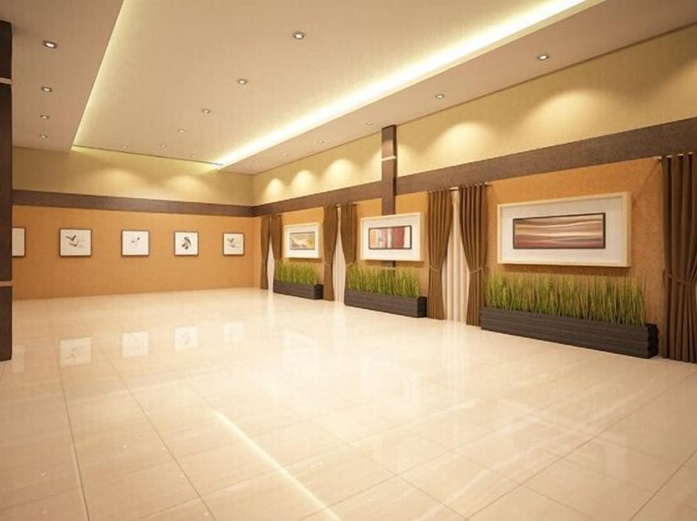 Super OYO Townhouse OAK Hotel Fiducia Serpong 11/44