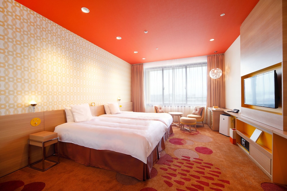 Deluxe, Triple, Twin Beds, Murphy Bed
