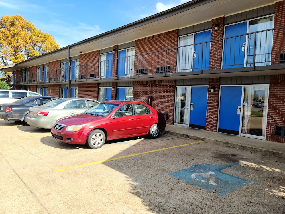 Fairview Inn Suites 7/40