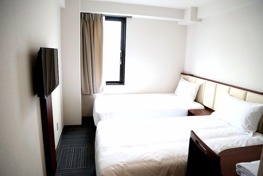Room, Twin Beds