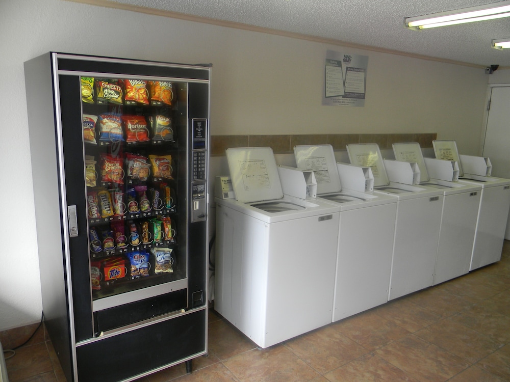 Americas Best Value Inn Conyers 9/54