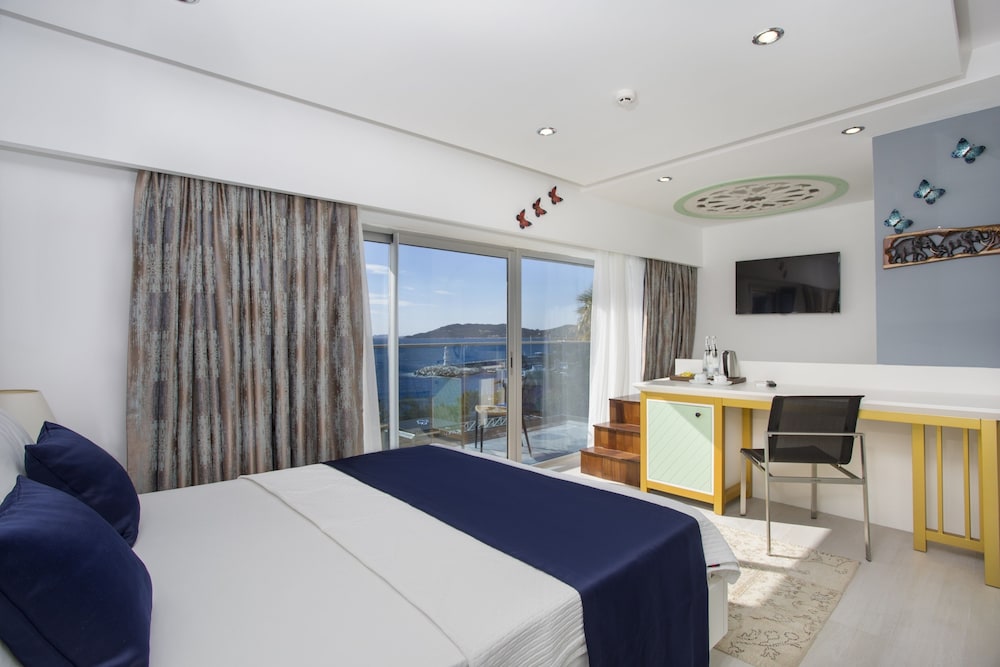 Sea View Hotel 9/50