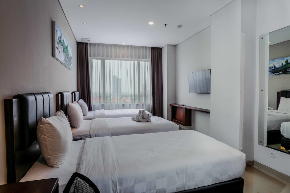Primebiz Hotel Surabaya 18/74