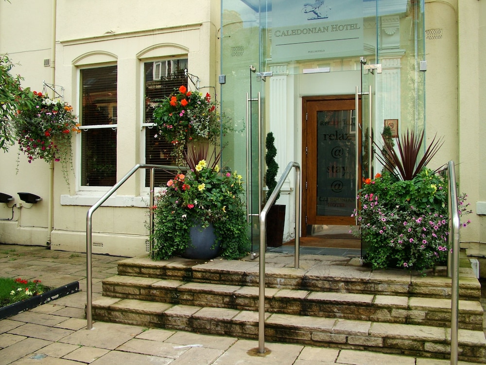 The Caledonian Hotel 35/62