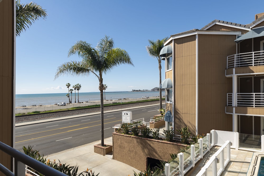 The Beachfront Inn & Suites At Dana Point 4/40