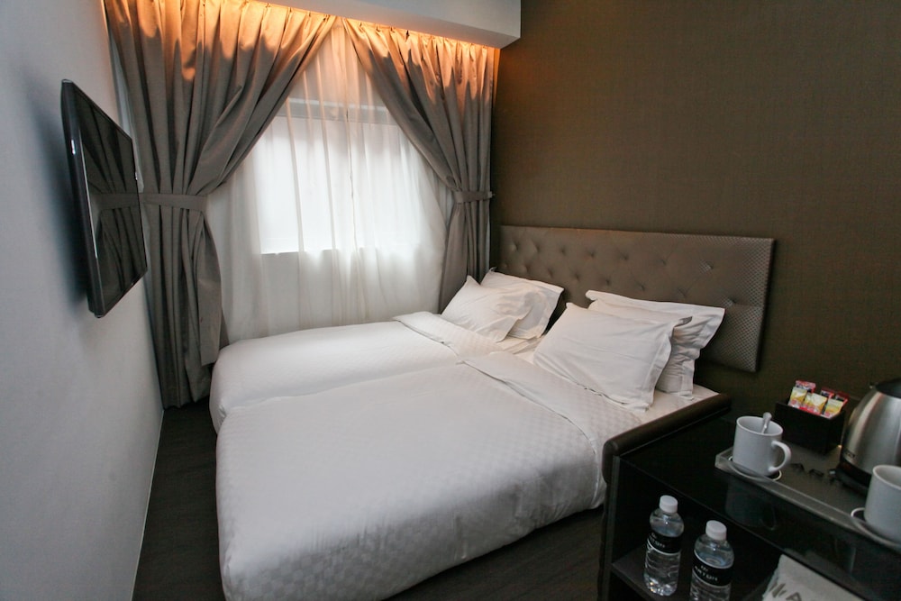 SUPERIOR, TWIN BEDS