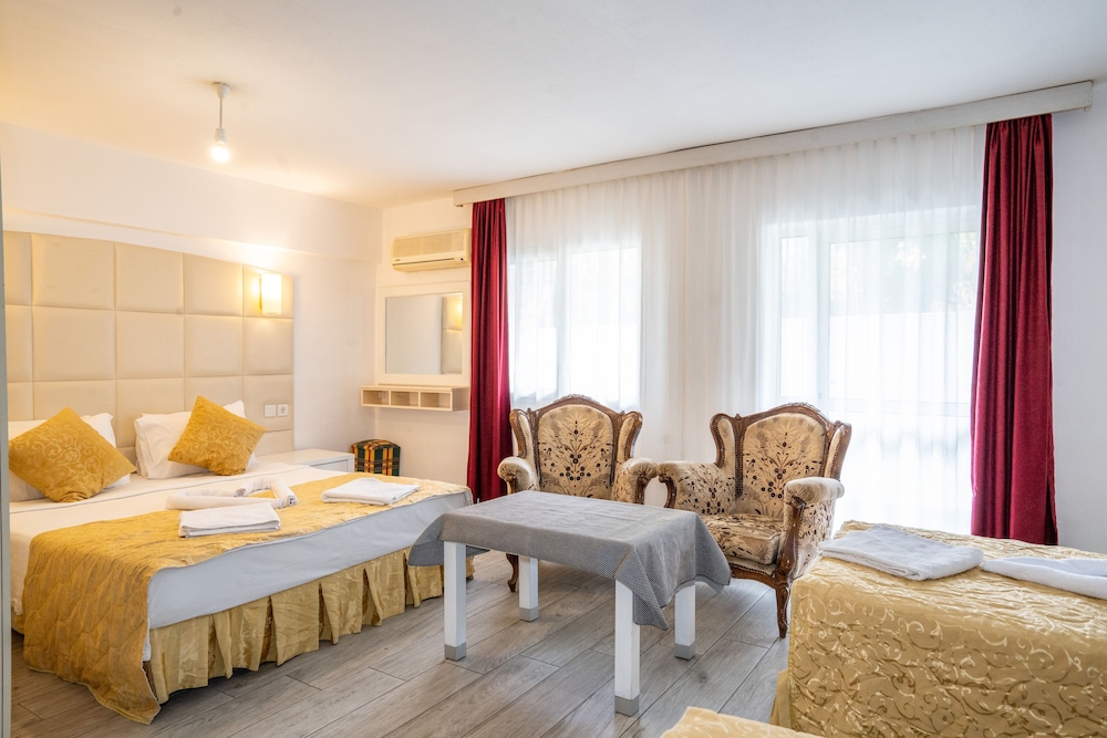1 BEDROOM, ECONOMY, STUDIO