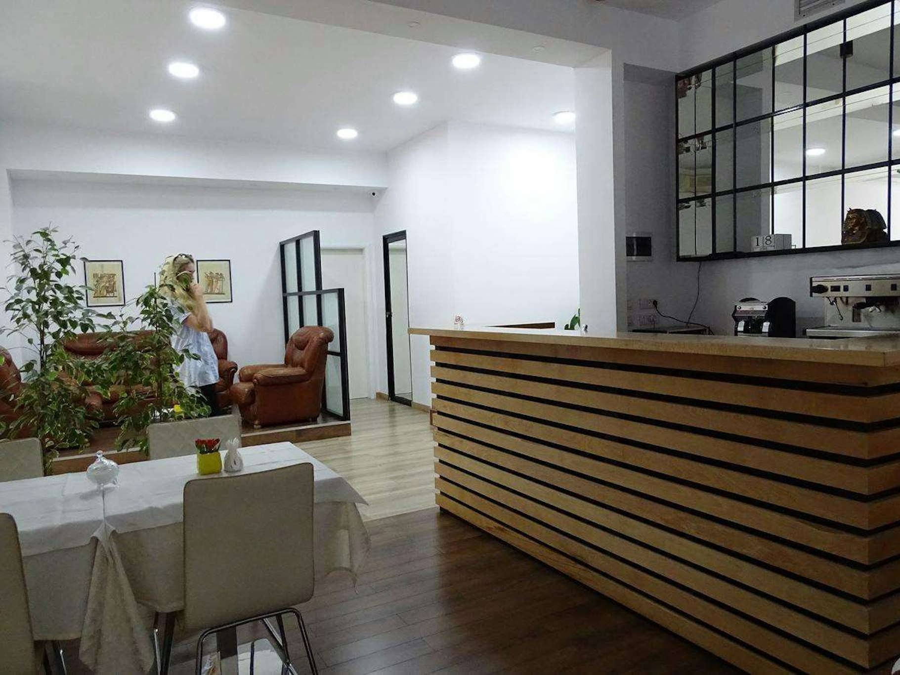 Lobby at SIGNATURE IDEA HOTEL, TIRANA