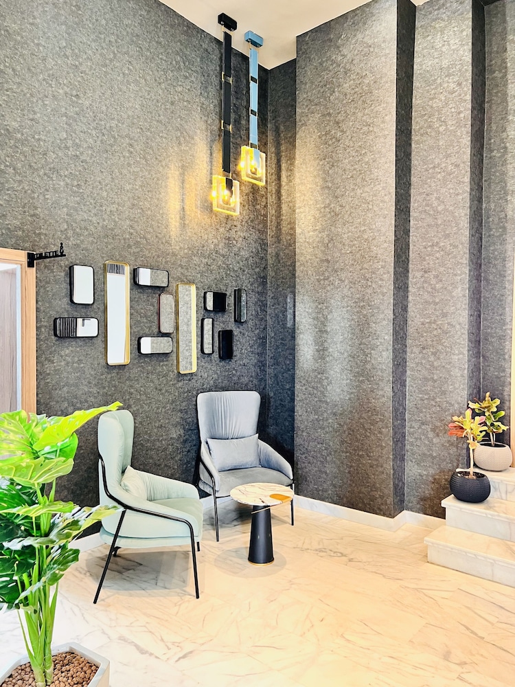Dominium Hotel 41/43