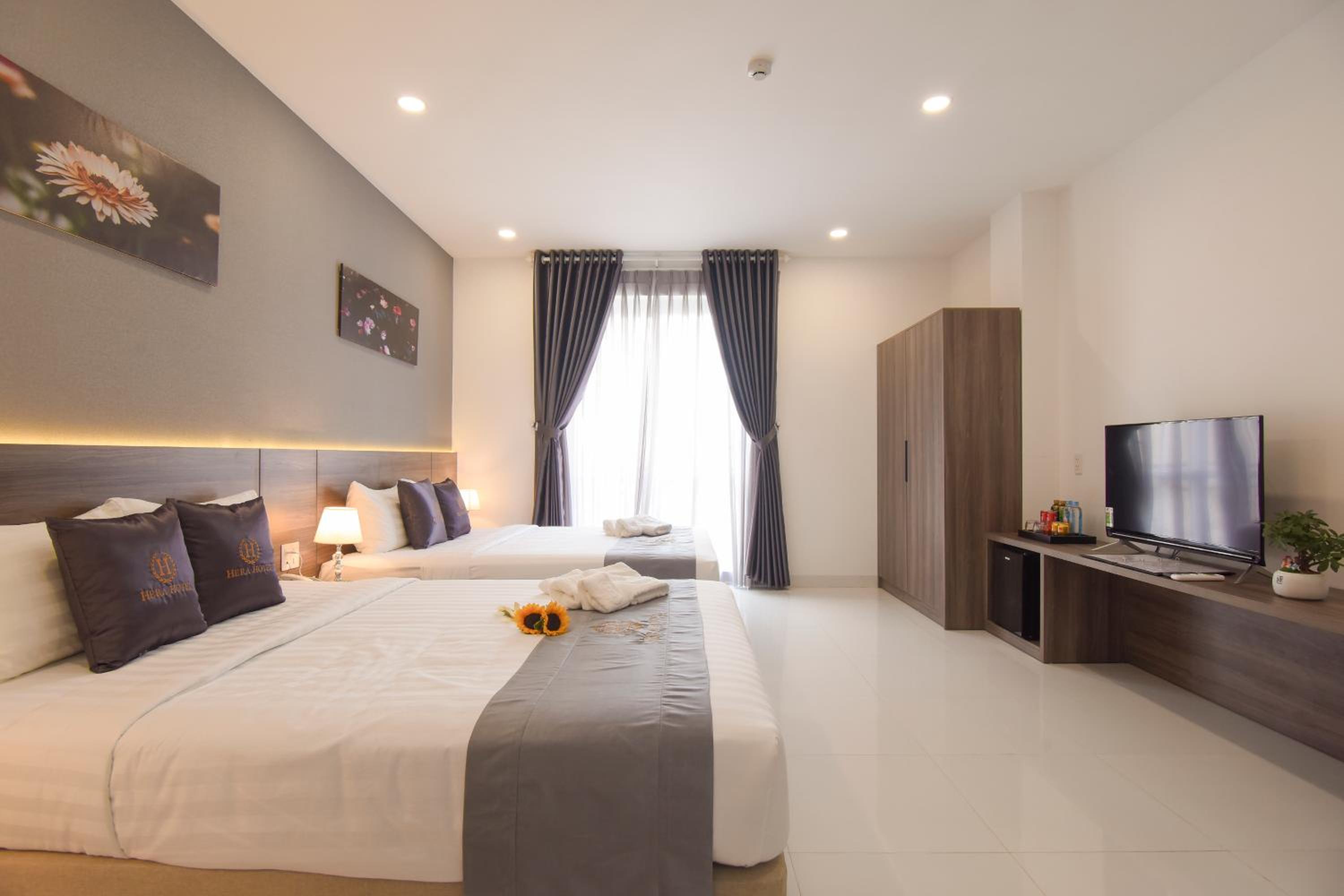 HERA HOTEL 18/36