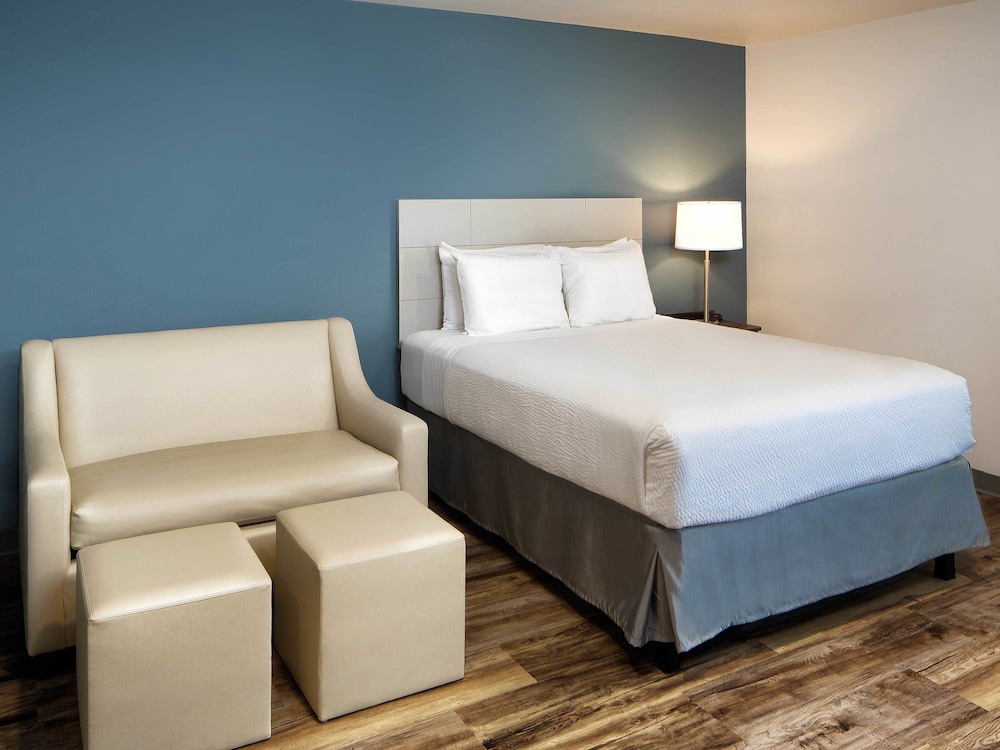 WoodSpring Suites Las Colinas - Northwest Dallas 10/24