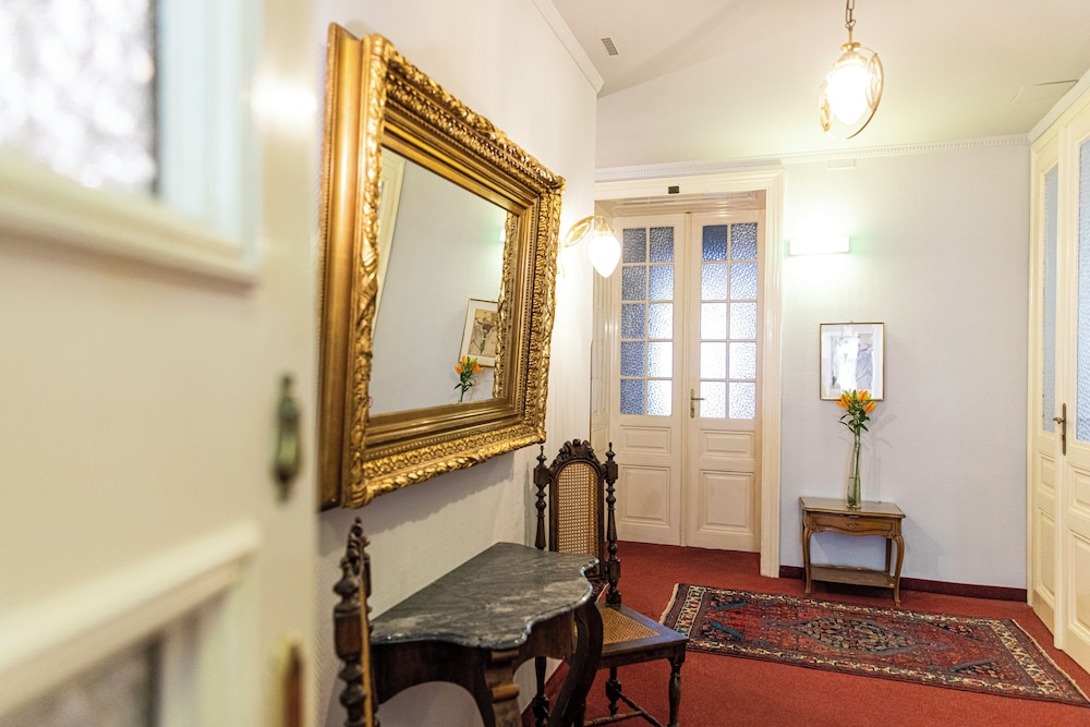 Boutique Hotel Nossek 35/50