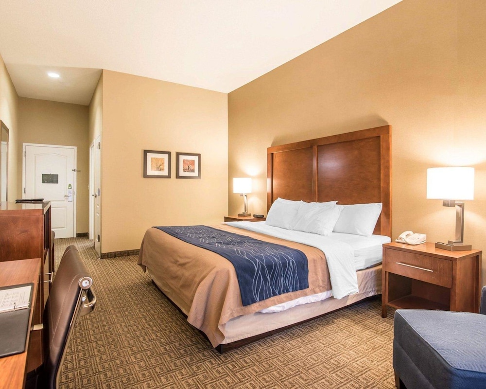 Comfort Inn and Suites Dover-Portsmouth 15/46