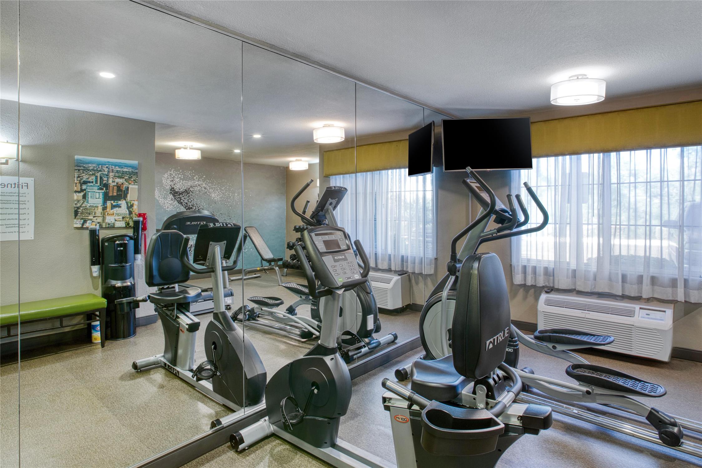 Best Western North Phoenix Hotel 40/76