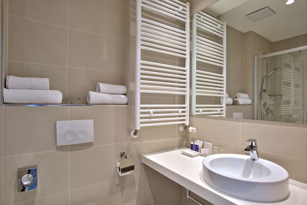Park Plaza Belvedere 28/77