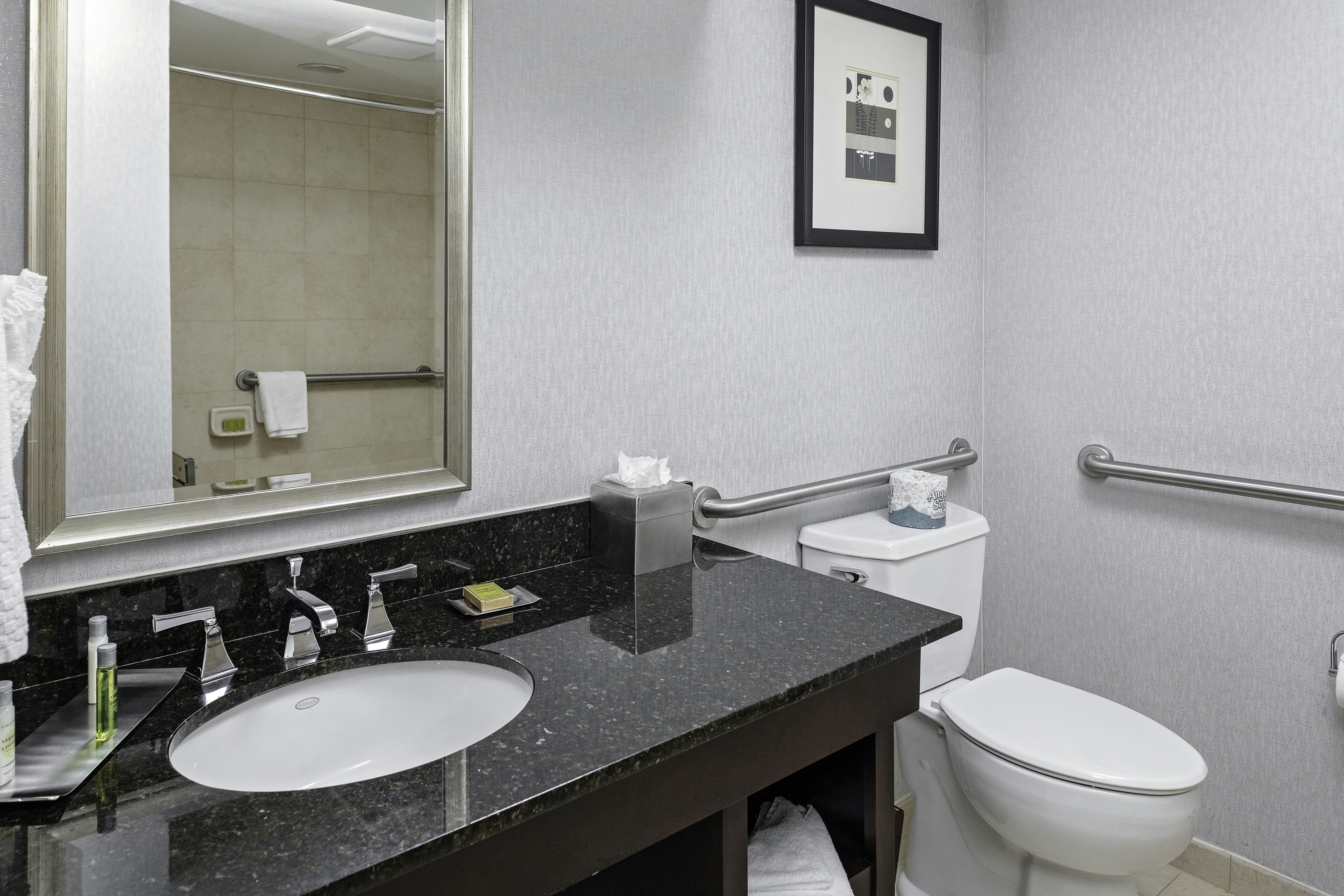 Doubletree by Hilton Hotel Omaha Downtown 57/58