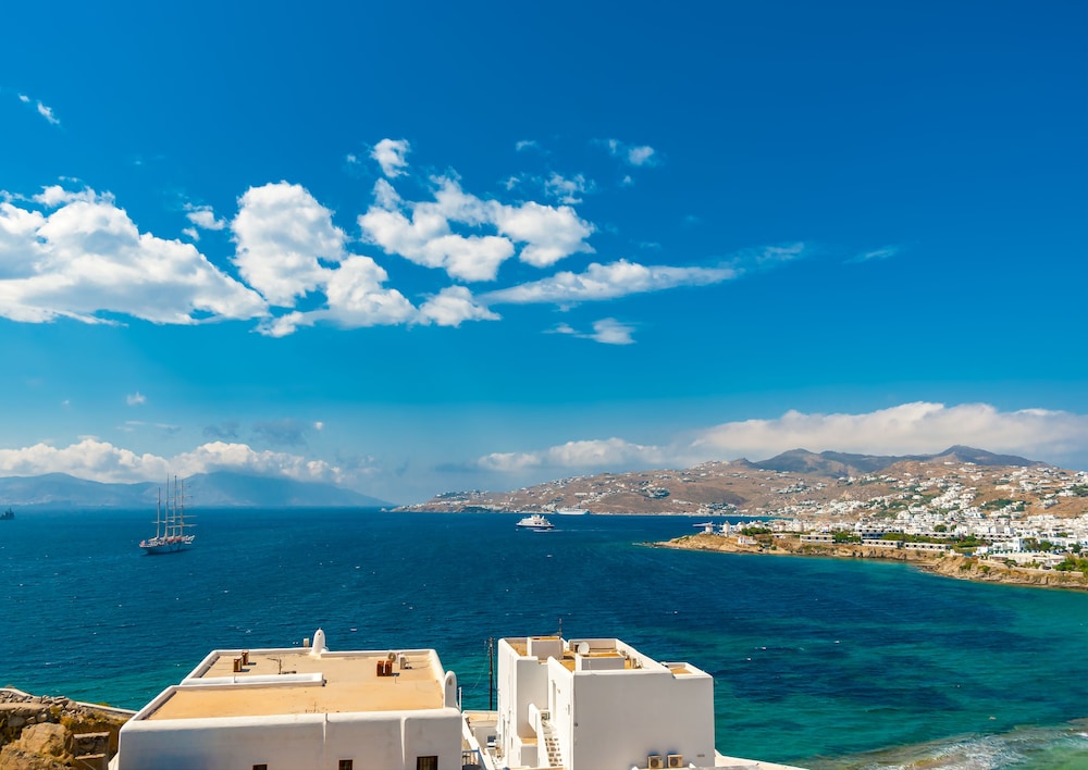 CAPE MYKONOS 48/61