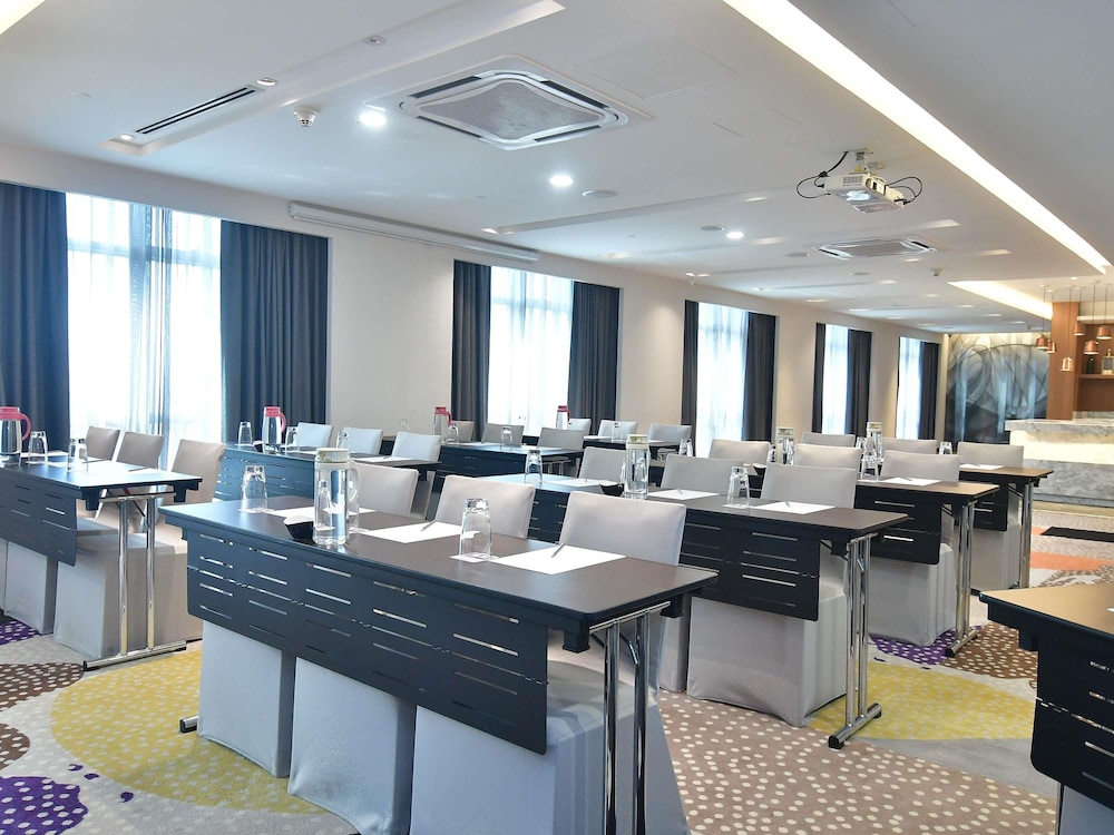 Mercure Kuala Lumpur Shaw Parade 66/69