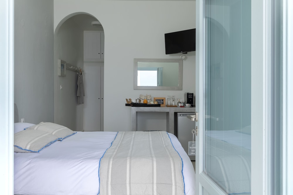 Blue Dolphins Apartments & Suites 16/49