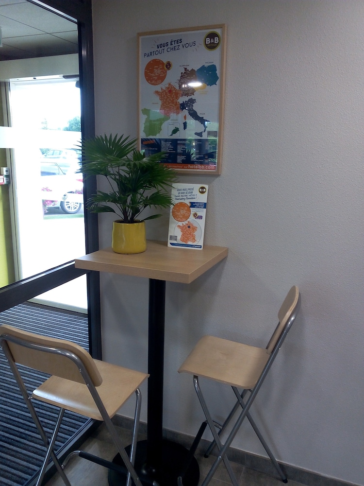 B&B Hotel Clermont Ferrand Nord Riom 25/47