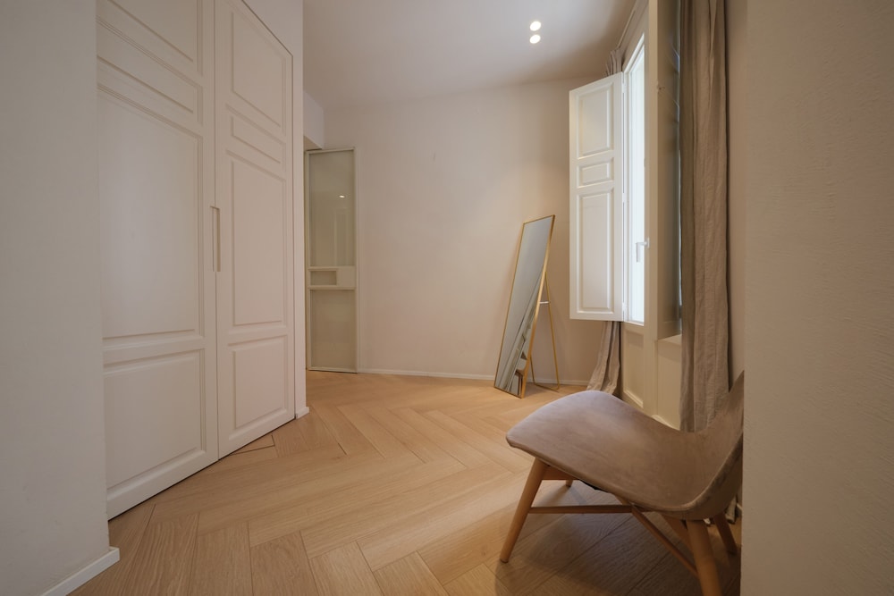 The Boc Suites 25/50