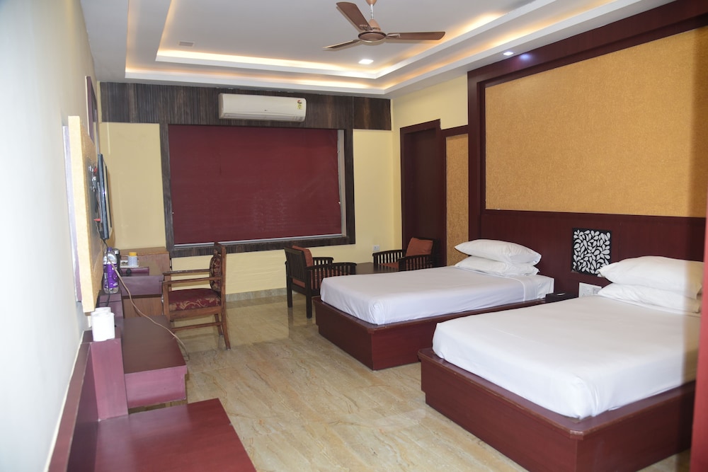 INDO HOKKE HOTEL 15/50