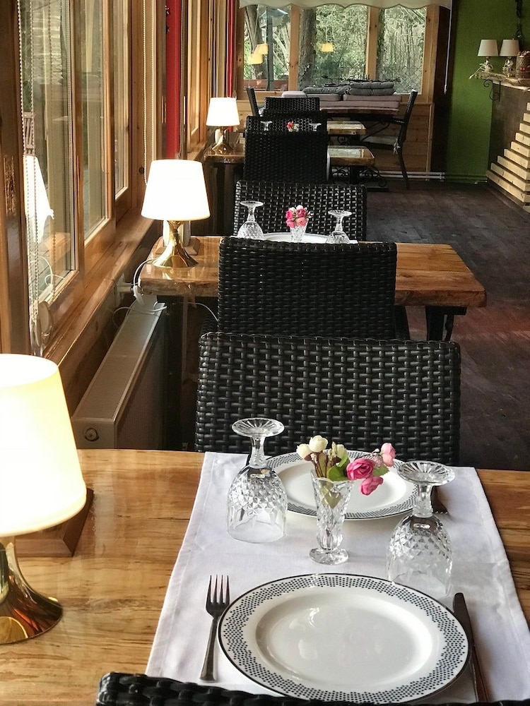 Sweet Home River Hotel 34/50