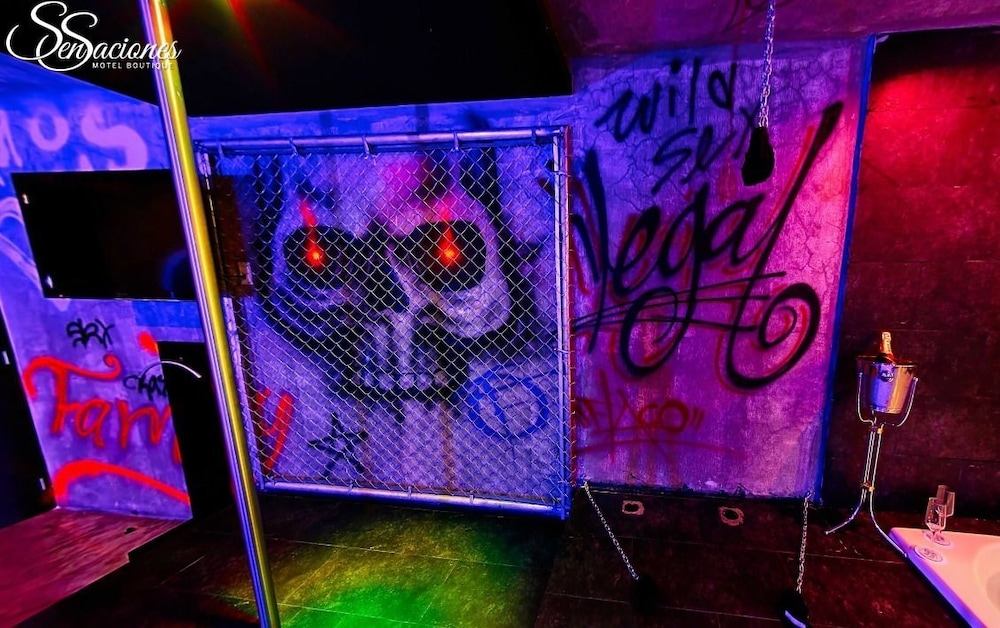 Sensaciones Motel Boutique - Adults Only 20/50