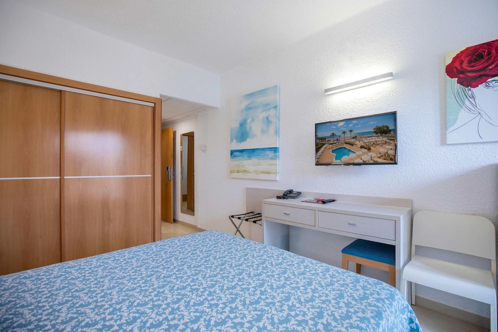 Hotel Servigroup Trinimar 14/48